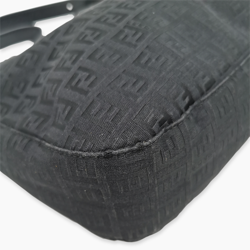 Sort Zucca baguette taske fra brand: FENDI - We Do Vintage
