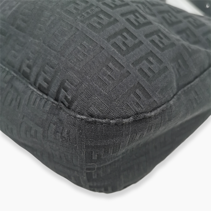 Sort Zucca baguette taske fra brand: FENDI - We Do Vintage