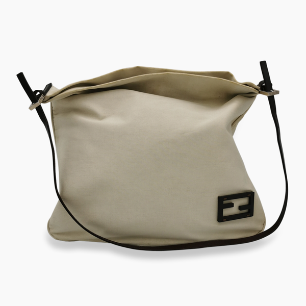 cream canvas skuldertaske taske fra brand: FENDI - We Do Vintage