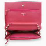 Pink caviar WOC taske fra brand: CHANEL - We Do Vintage