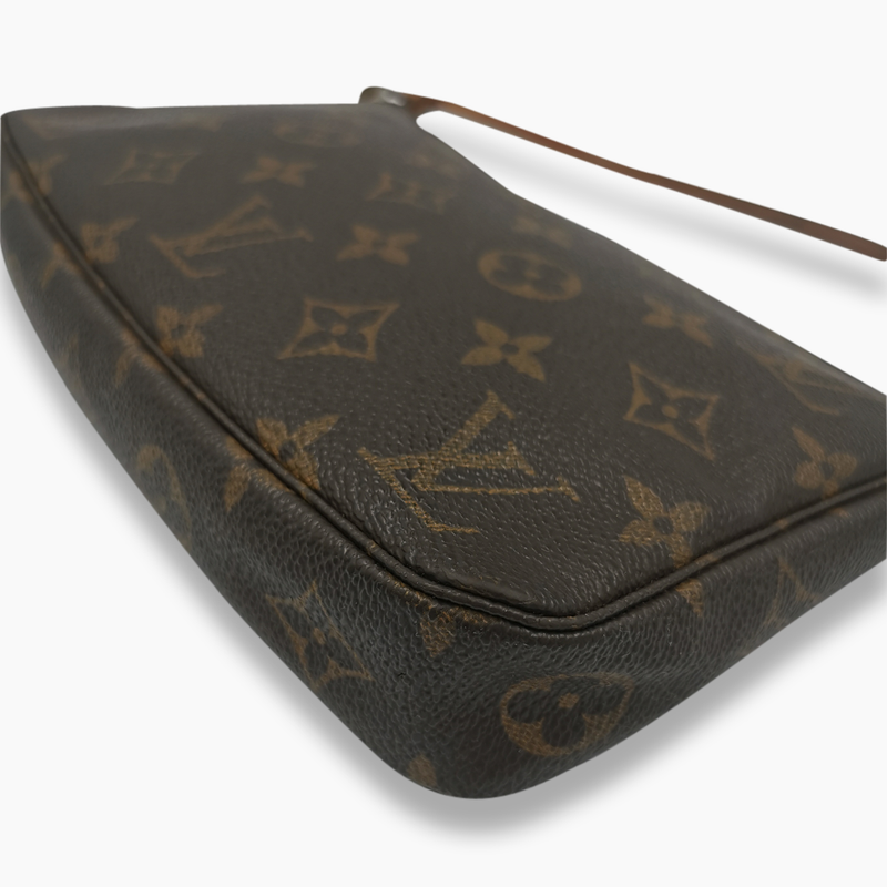 Monogram canvas pochette accessoires taske fra brand: LOUIS VUITTON - We Do Vintage