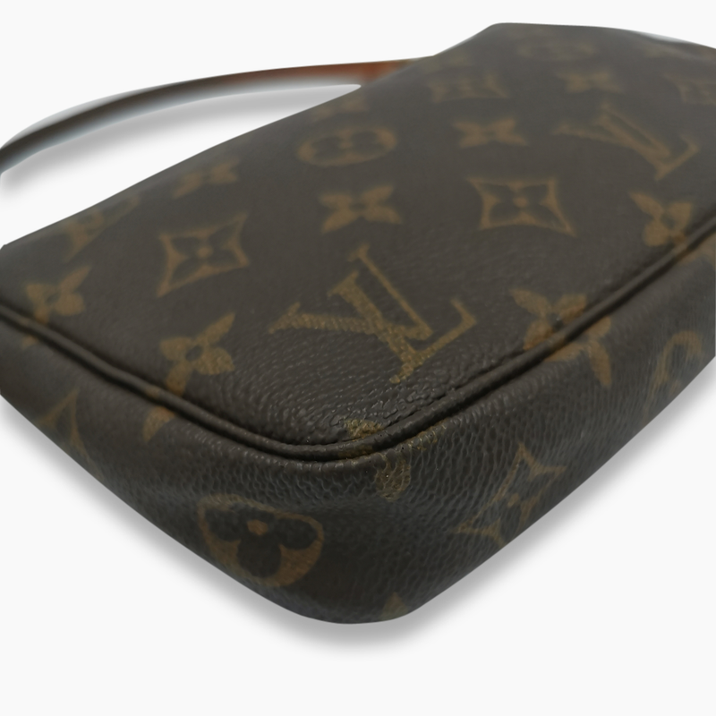 Monogram canvas pochette accessoires taske fra brand: LOUIS VUITTON - We Do Vintage