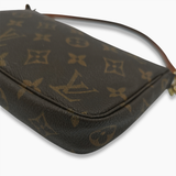 Monogram canvas pochette accessoires taske fra brand: LOUIS VUITTON - We Do Vintage