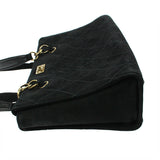 Sort Suede Caviar Tote taske fra brand: CHANEL - We Do Vintage