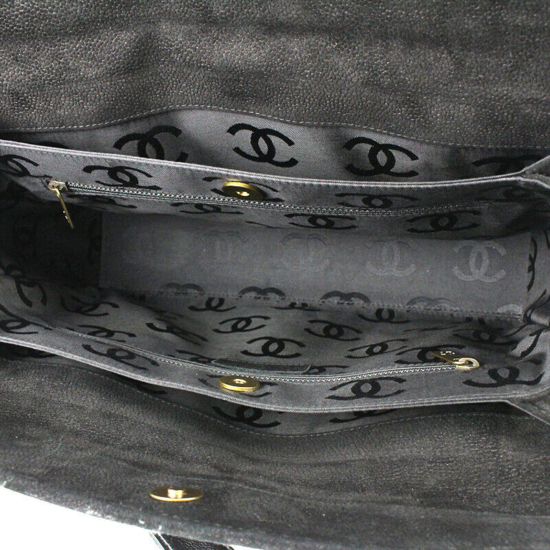 Sort Suede Caviar Tote taske fra brand: CHANEL - We Do Vintage